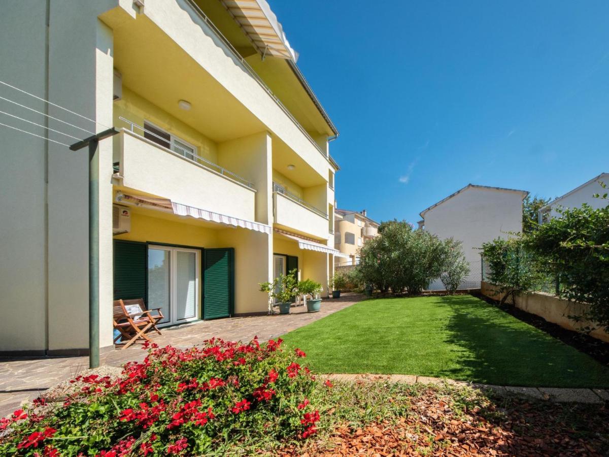 Jasna-5 By Interhome Apartamento